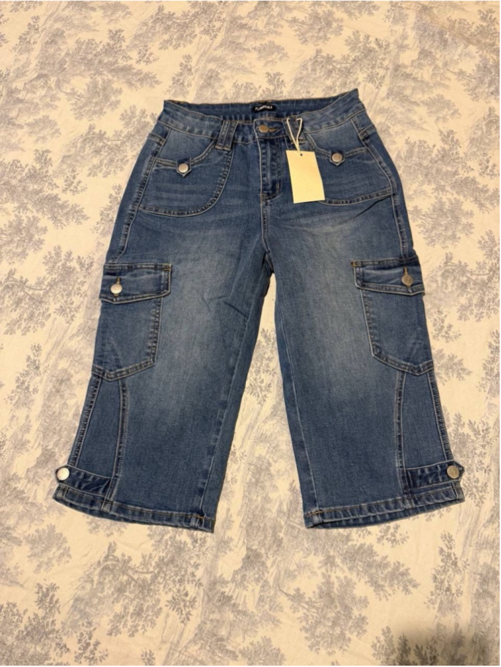 Flamingals Mid Rise Straight Leg Capri Wash Casual Keen Jeans S - Picture 3 of 6
